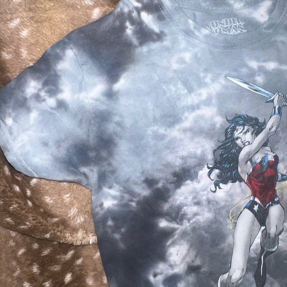 WonderWoman DC Comics T-shirt size S - Picture 7 of 8